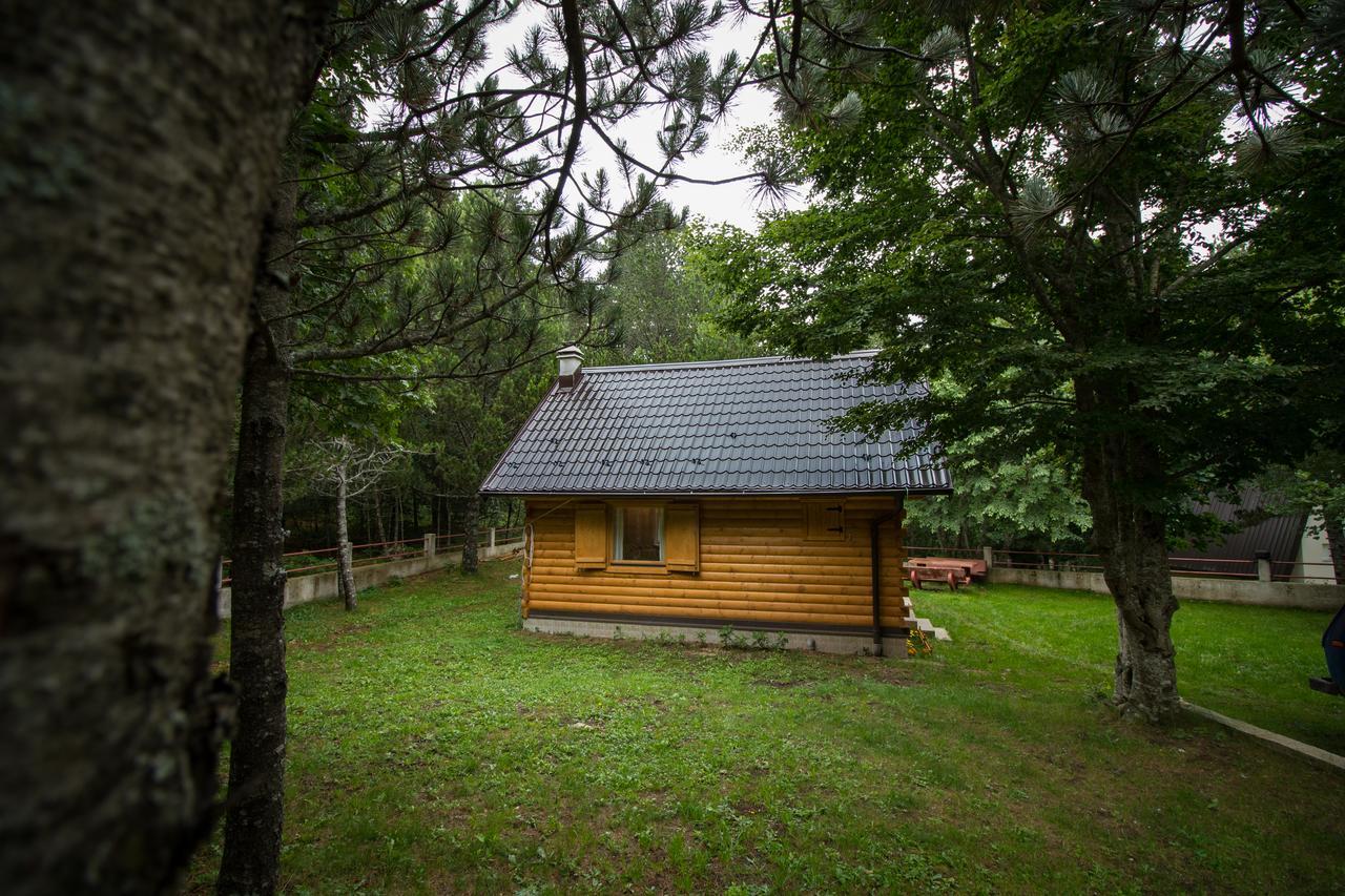 Cabin House Hidden Nest โมสตาร์ ภายนอก รูปภาพ